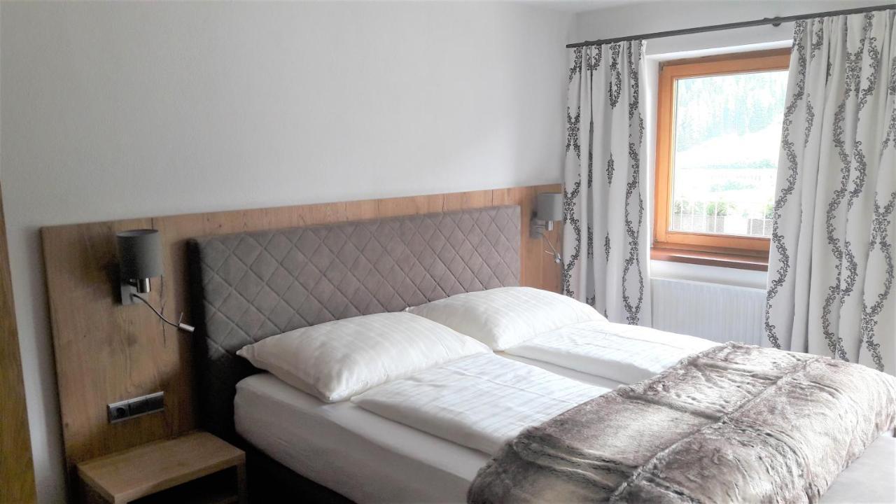 Hotel Garni Viktoria ซังคท์อันทอนอัมอาร์ลแบร์ก ภายนอก รูปภาพ