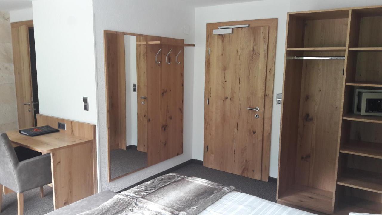 Hotel Garni Viktoria ซังคท์อันทอนอัมอาร์ลแบร์ก ภายนอก รูปภาพ