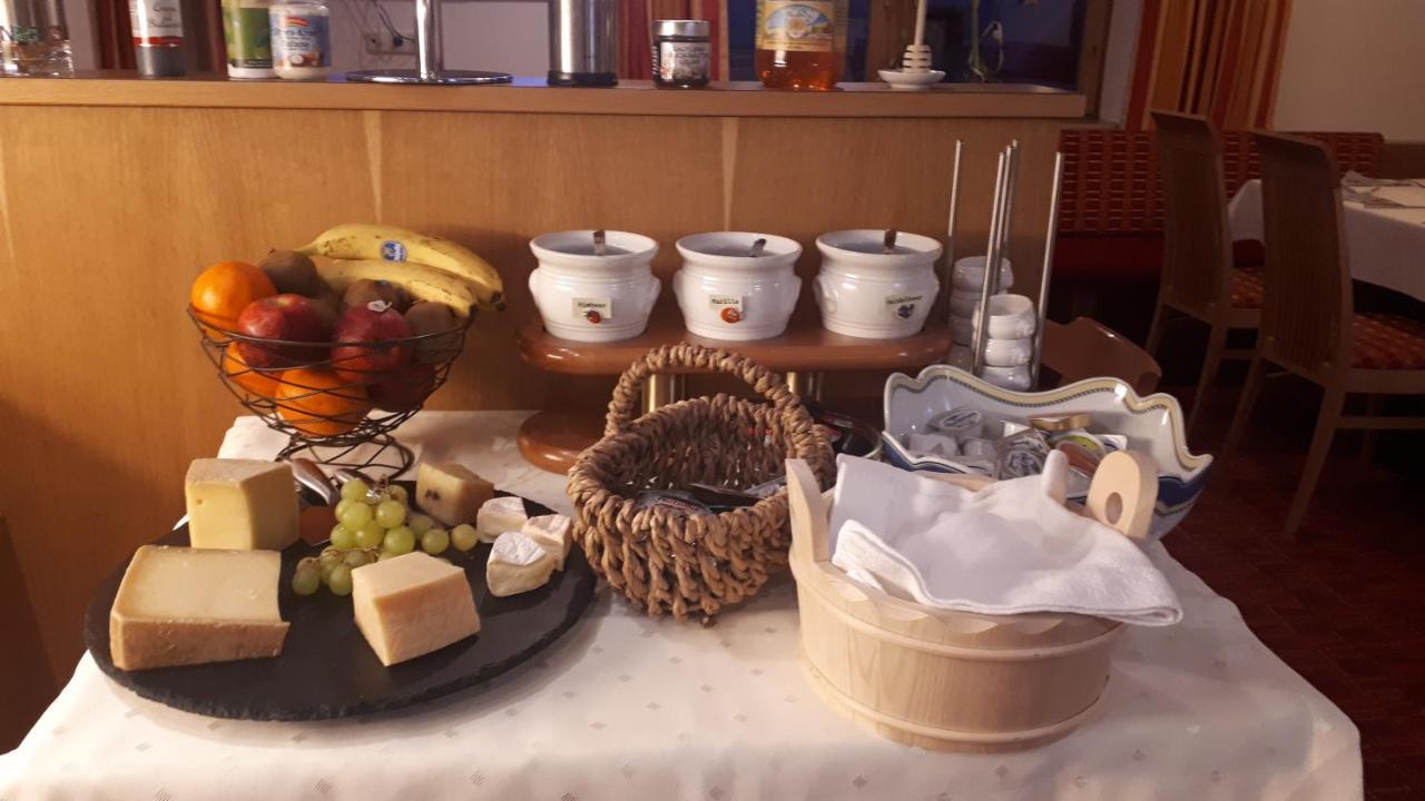 Hotel Garni Viktoria ซังคท์อันทอนอัมอาร์ลแบร์ก ภายนอก รูปภาพ