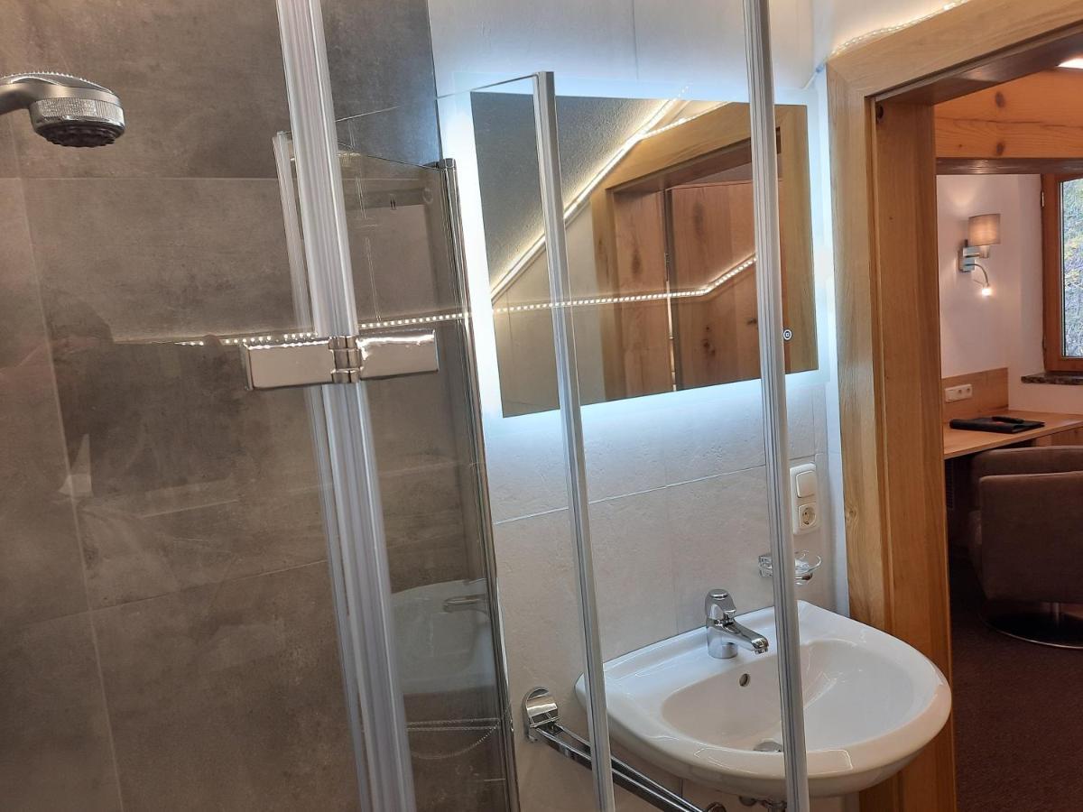 Hotel Garni Viktoria ซังคท์อันทอนอัมอาร์ลแบร์ก ภายนอก รูปภาพ