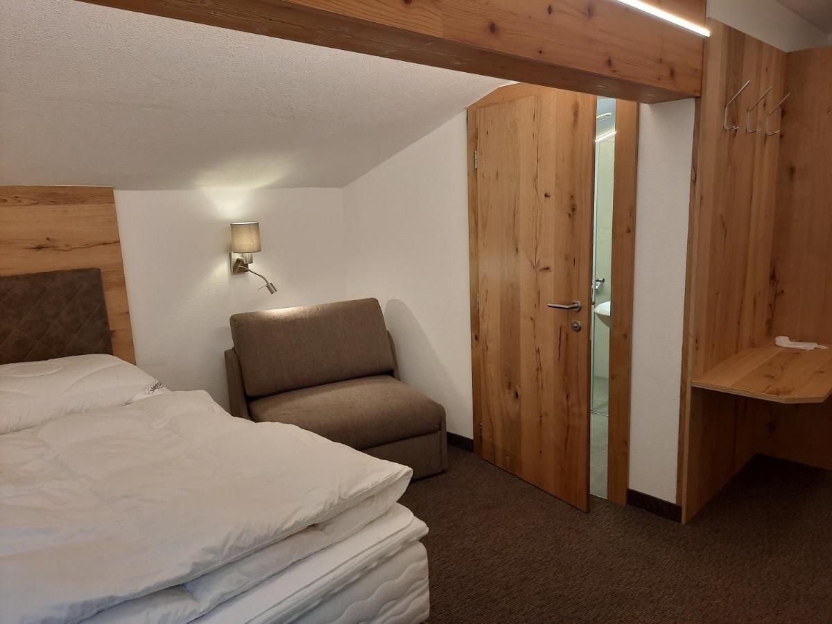 Hotel Garni Viktoria ซังคท์อันทอนอัมอาร์ลแบร์ก ภายนอก รูปภาพ