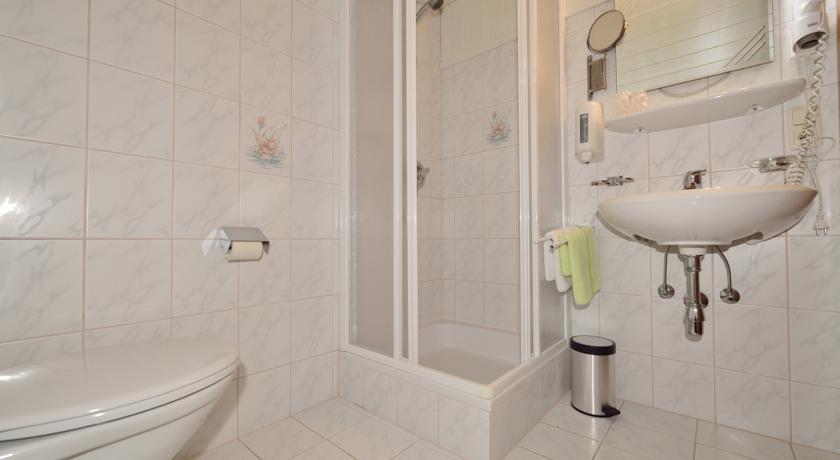 Hotel Garni Viktoria ซังคท์อันทอนอัมอาร์ลแบร์ก ภายนอก รูปภาพ