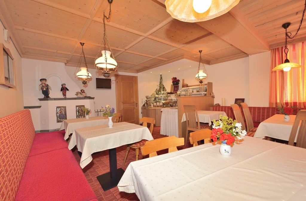 Hotel Garni Viktoria ซังคท์อันทอนอัมอาร์ลแบร์ก ภายนอก รูปภาพ