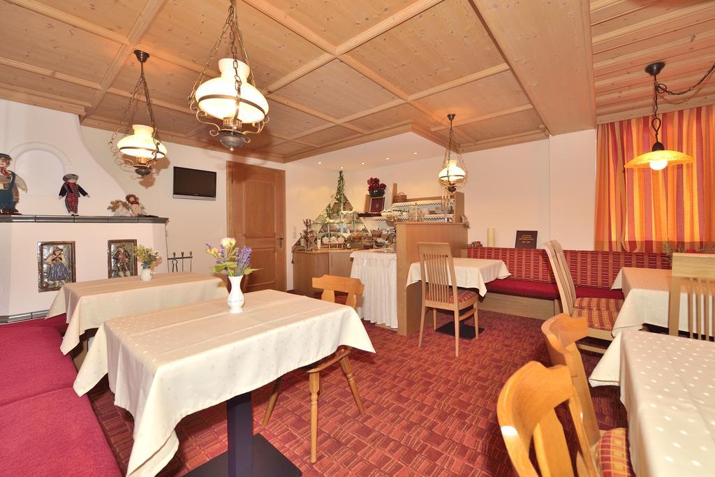 Hotel Garni Viktoria ซังคท์อันทอนอัมอาร์ลแบร์ก ภายนอก รูปภาพ