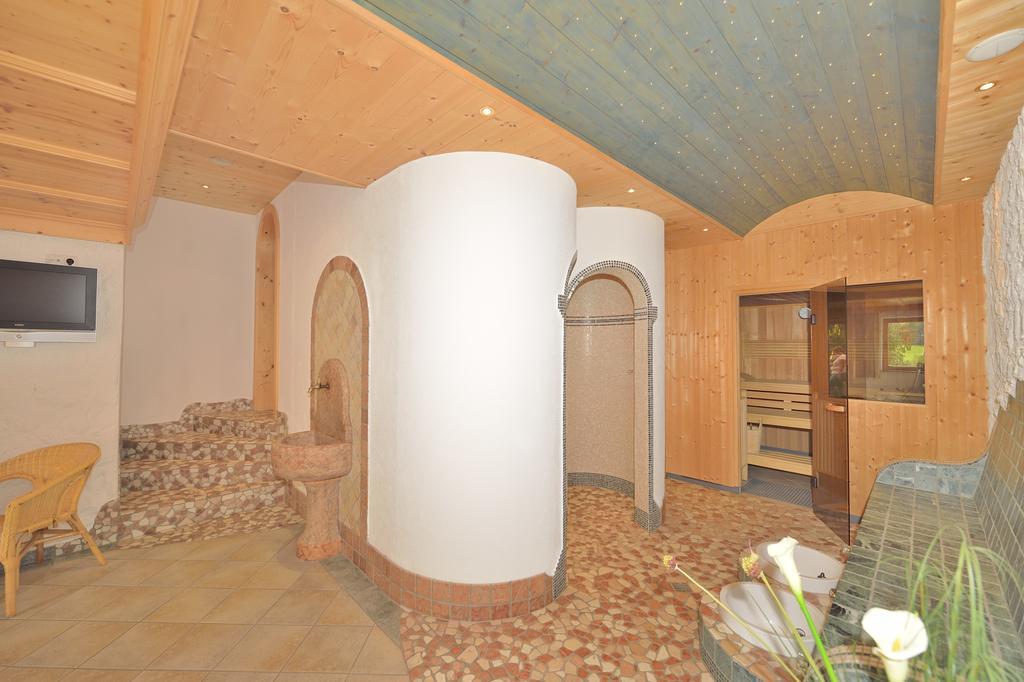 Hotel Garni Viktoria ซังคท์อันทอนอัมอาร์ลแบร์ก ภายนอก รูปภาพ
