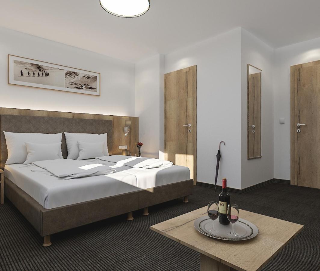 Hotel Garni Viktoria ซังคท์อันทอนอัมอาร์ลแบร์ก ภายนอก รูปภาพ